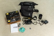 Nikon D7100 (32K) DSLR Bundle
