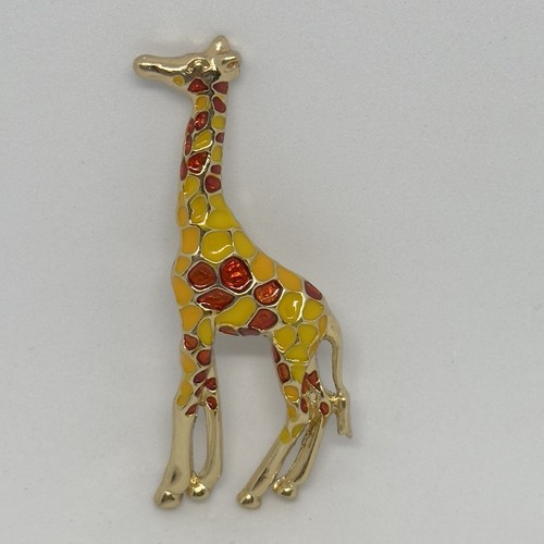 Large giraffe brooch art - giraffe,