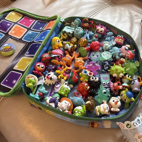 Moshi monsters figures bundle - monsters,
