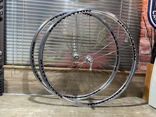 Neuvation 700c speed - 9/10,