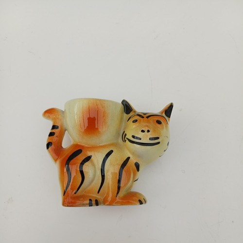 Vintage pottery cat - cat, cup