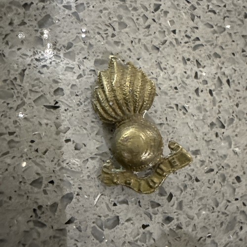 Royal artillery collar badges - collar,