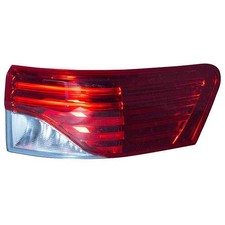 044912 Tail Light Assembly