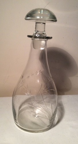 Collectable glass decanter - collectable,