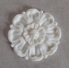 A 8.5cm white resin not oak