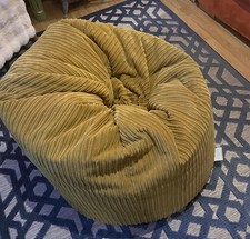 Jumbo Cord Beanbag Chair XL Large Bean Bags in Plush Jumbo Cord beanbags FILLED