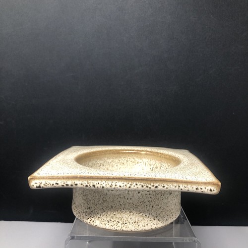 Grayshott pottery - grayshott, (kp