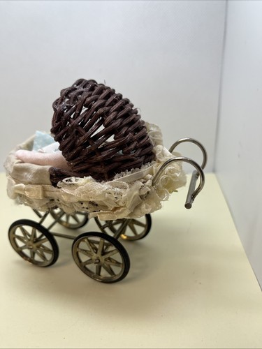 Dollhouse miniature carriage - miniature,