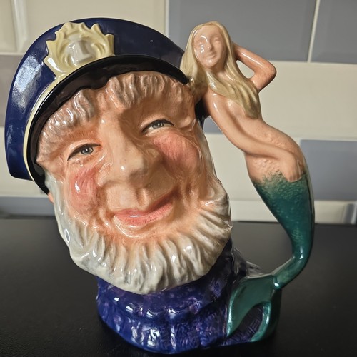Royal doulton toby jug old - doulton,