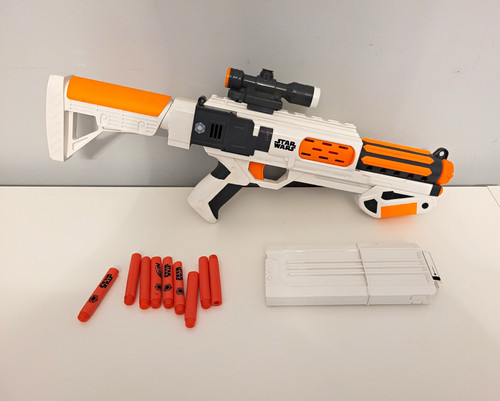 Nerf star wars foam - star, dart