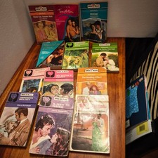 Mills and Boon Vintage & Modern Bundle x 6 Paperback Books