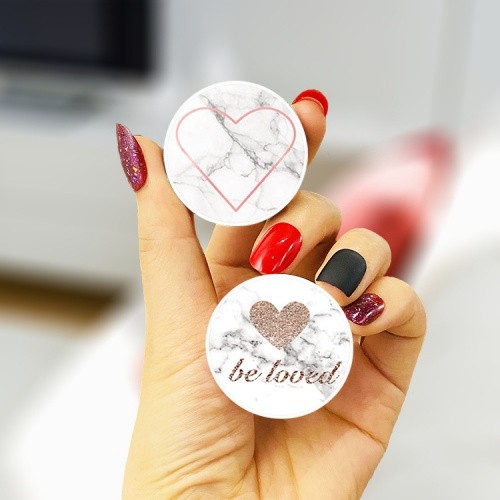 Pop out socket cell iphone - out,
