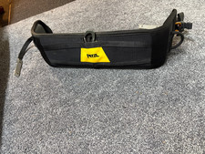 Petzl Podium Seat Climbing Caving Aborist Rope Access Climb.