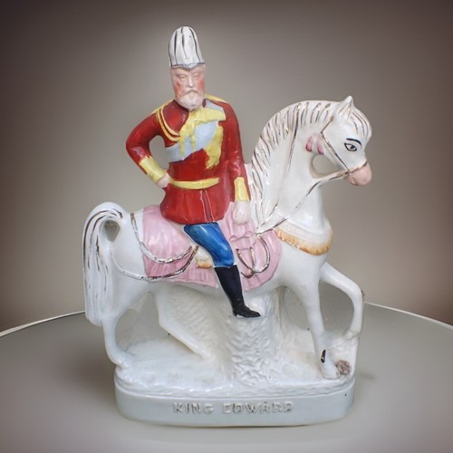 Antique staffordshire pottery - staffordshire,