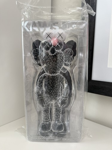 Kaws 2017 bff - 2017, edition