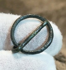 Medieval Small annular brooch Metal Detecting Find (212)