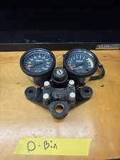 74 Yamaha RD200 Spedometer Top