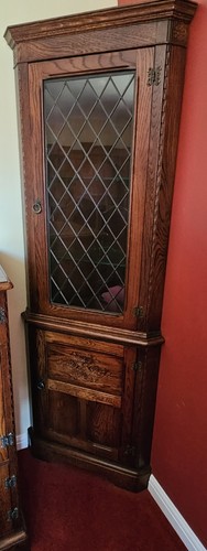 Jaycee warm tudor style - tudor,