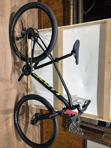 Scott snycros aspect - scott, brand