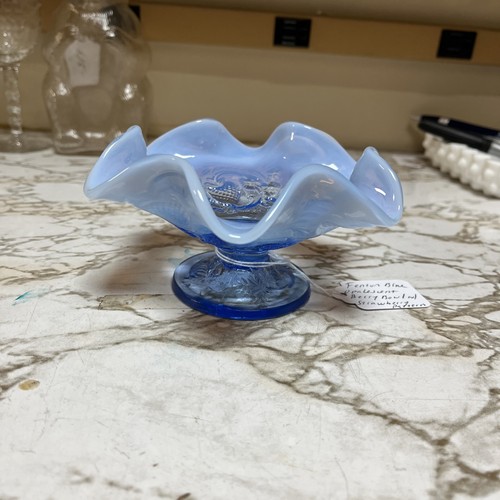 Fenton blue opalescent berry - blue,
