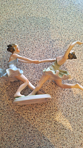 Keramos wien dancing women - keramos,