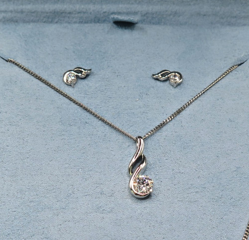 Ernest jones silver necklace - ernest,