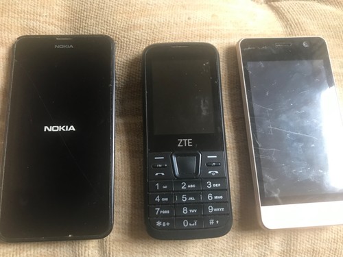 Three vintage mobile phones - x3,