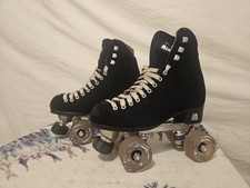 Moxi Panther Roller skates size 4