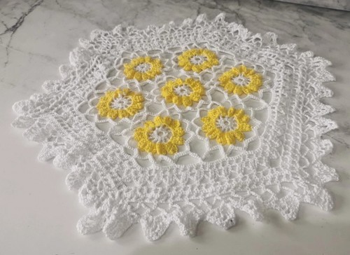 Vintage white yellow lefkara - &,