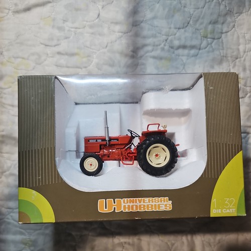 Universal hobbies renault - universal, 1/32