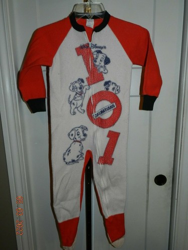 Vintage 101 dalmations pajamas - 101,
