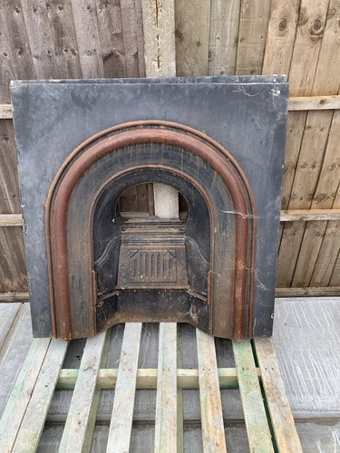 Modern fireplace surround