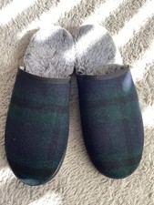 BNWT Men's UK Size 8 (EUR 42)