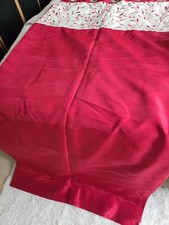 Red fully lined eyelet