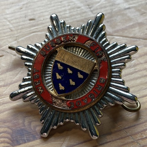 Vintage cap badge west - badge,