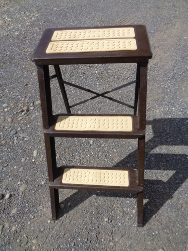 Vintage ekco metal step ladder - vintage,