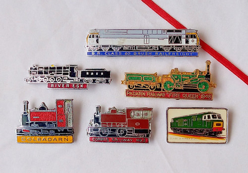 Steam train locomotive badge - &,
