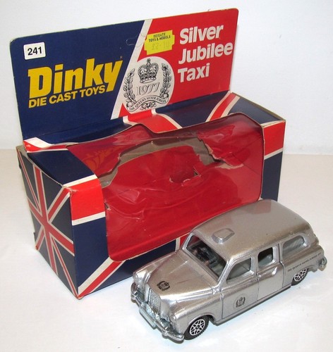 Dinky toys 241 austin fx4 - dinky,