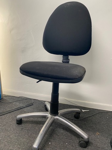 Typists swivel chair black - typists,