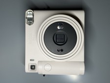 Fujifilm Instax Square SQ1 Instant Film Camera - Chalk White