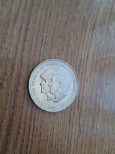 Crown Coin 1981 THE ROYAL WEDDING OF PRINCE CHARLES & DIANA £5 Five Pound Coin