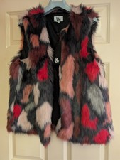 Ladies Gorgeous Faux Fur