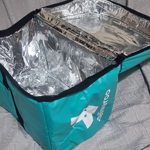 Deliveroo insulated foil - insulated, foil-lined