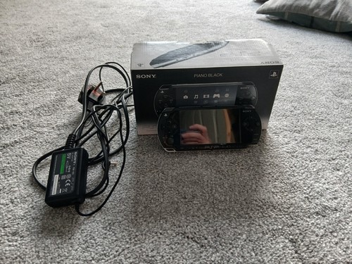 Sony psp 2003 console piano - sony, pb