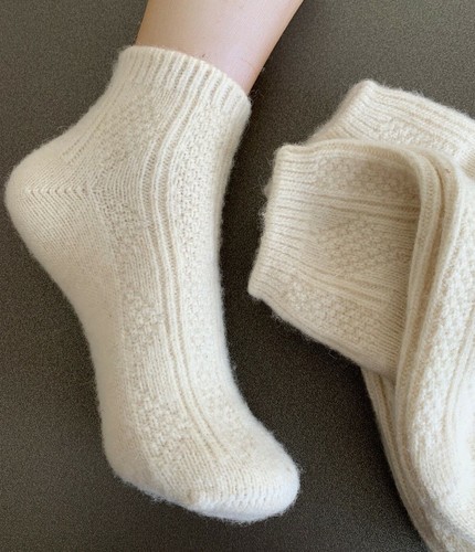 100 natural pure lambswool - natural,