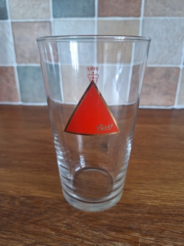 Bass vintage pint glass - bass,