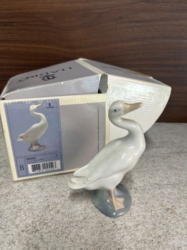 Little duck lladro figure - duck,