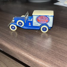 lledo / Corgi Days Gone Walkers Crisps Die Cast Model Car Promotional Models#178