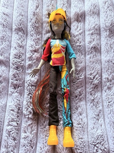 Monster high neighthan rot - high,