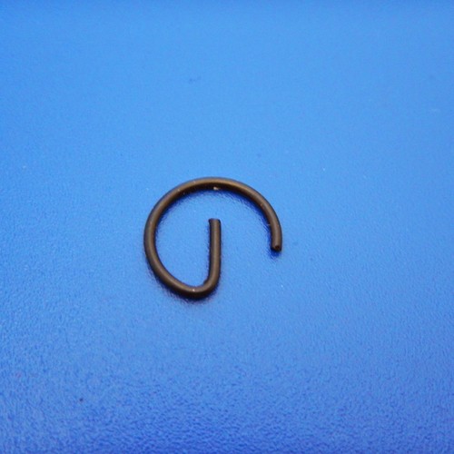 Piston pin retaining - piston,